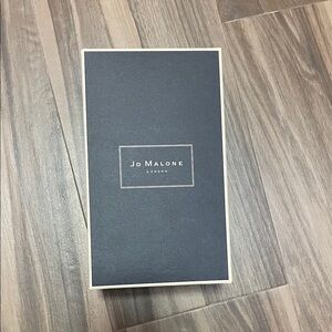 LIKE NEW Jo Malone London Gift Box